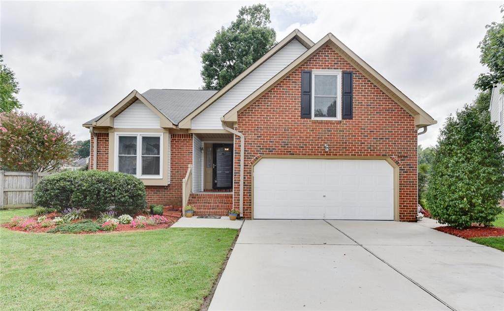 807 Baylor Court - Photo 1