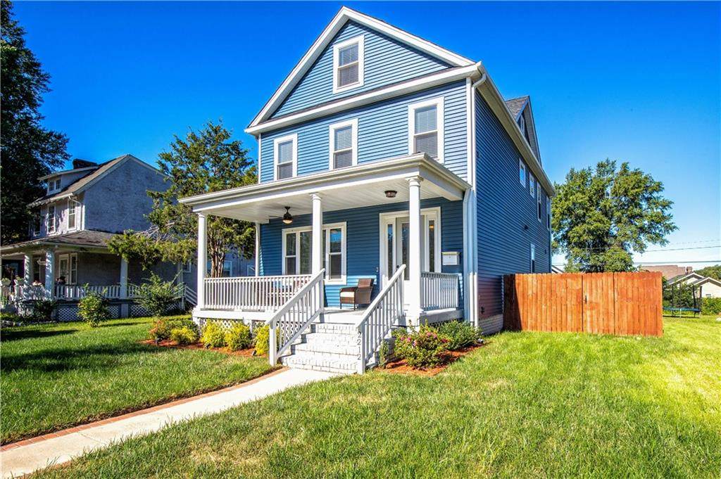 2212 2nd Avenue - Photo 1