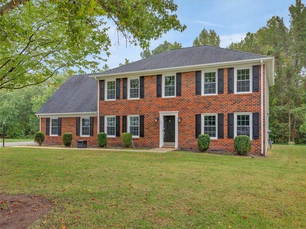 137 Wilkinson Estates Drive - Photo 1