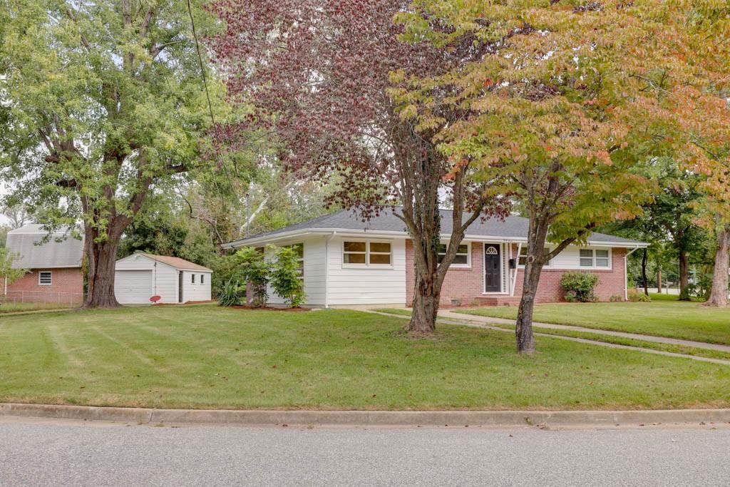 47 Edgemoor Drive - Photo 1