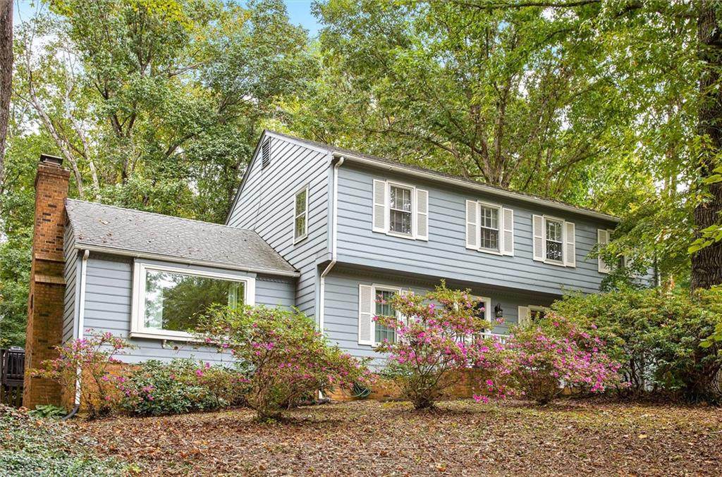 2425 Loch Braemar Drive - Photo 1