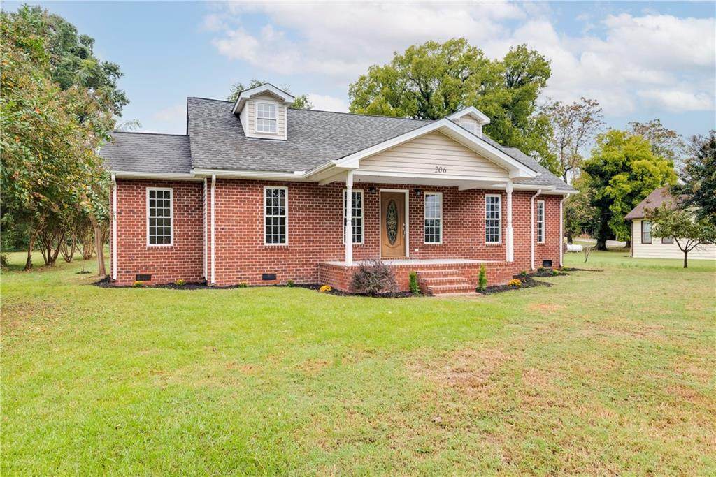206 Ramsey Avenue - Photo 1