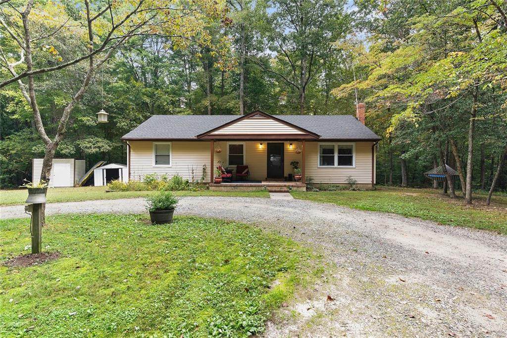 5519 Howard Lane - Photo 1