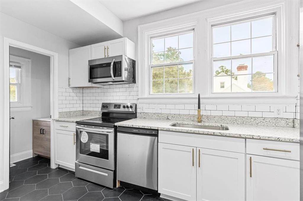 1676 Monticello Street - Photo 1