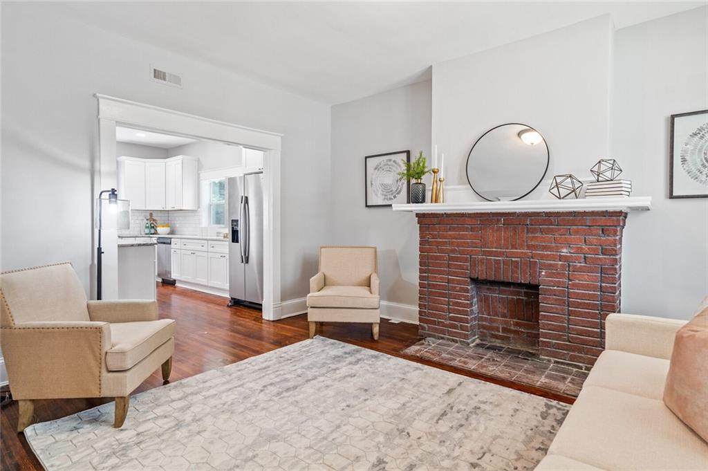 2604 4th Avenue - Photo 1