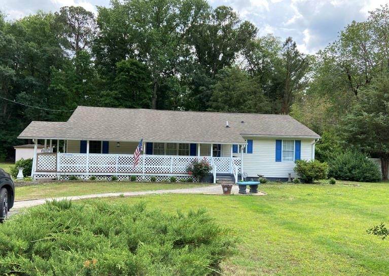 3113 Pineland Avenue - Photo 1
