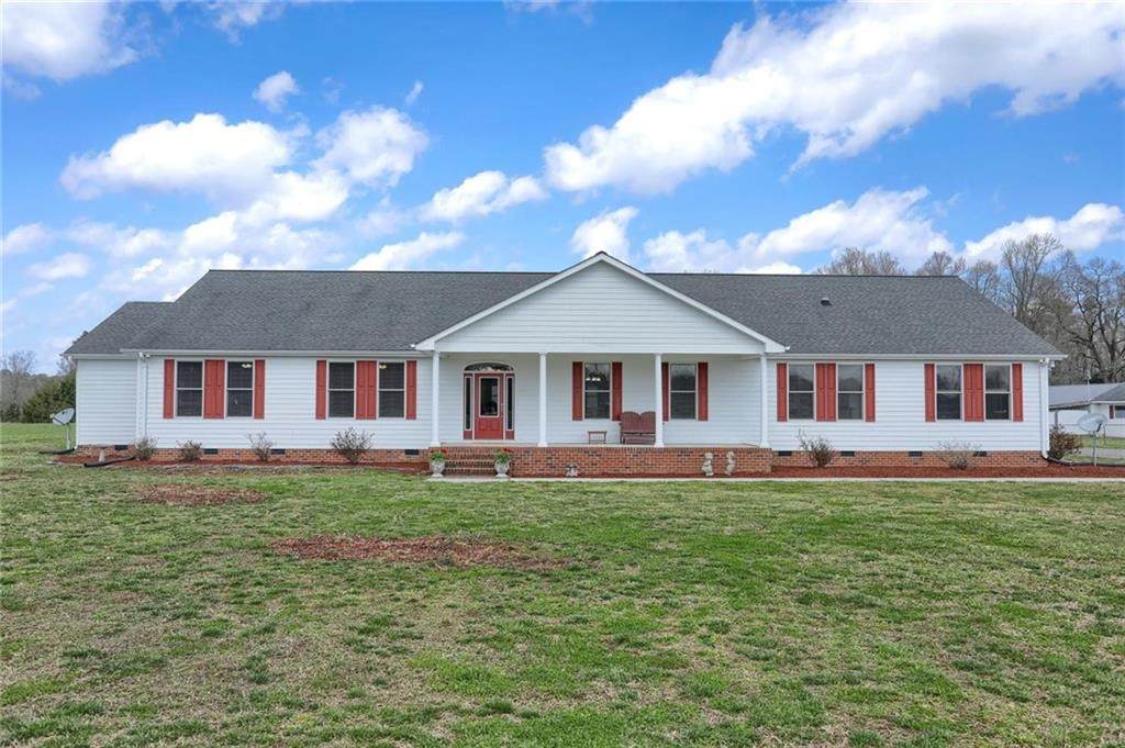 6211 Hall Town Road - Photo 1