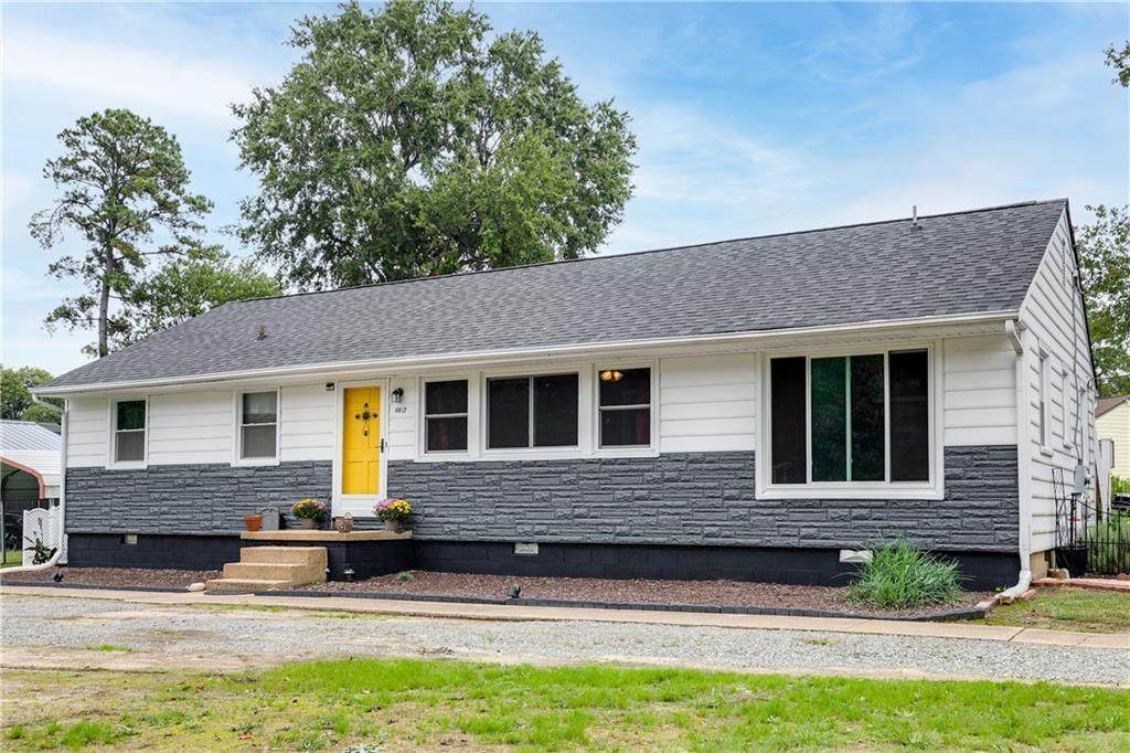 4812 Sanburne Parkway - Photo 1