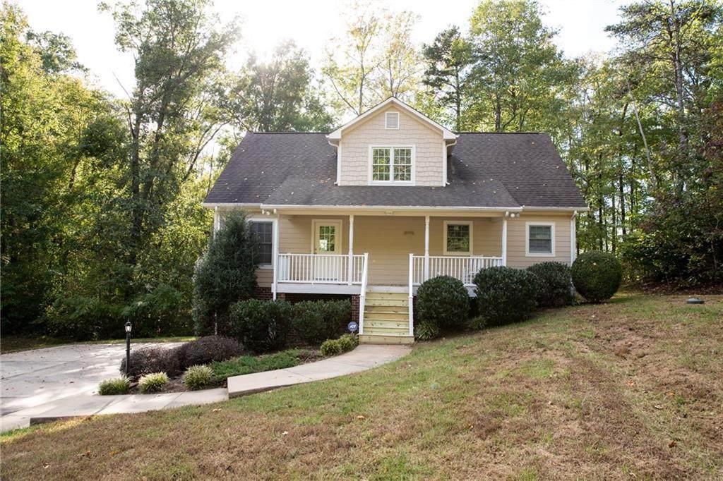 39 Waters Trace - Photo 1