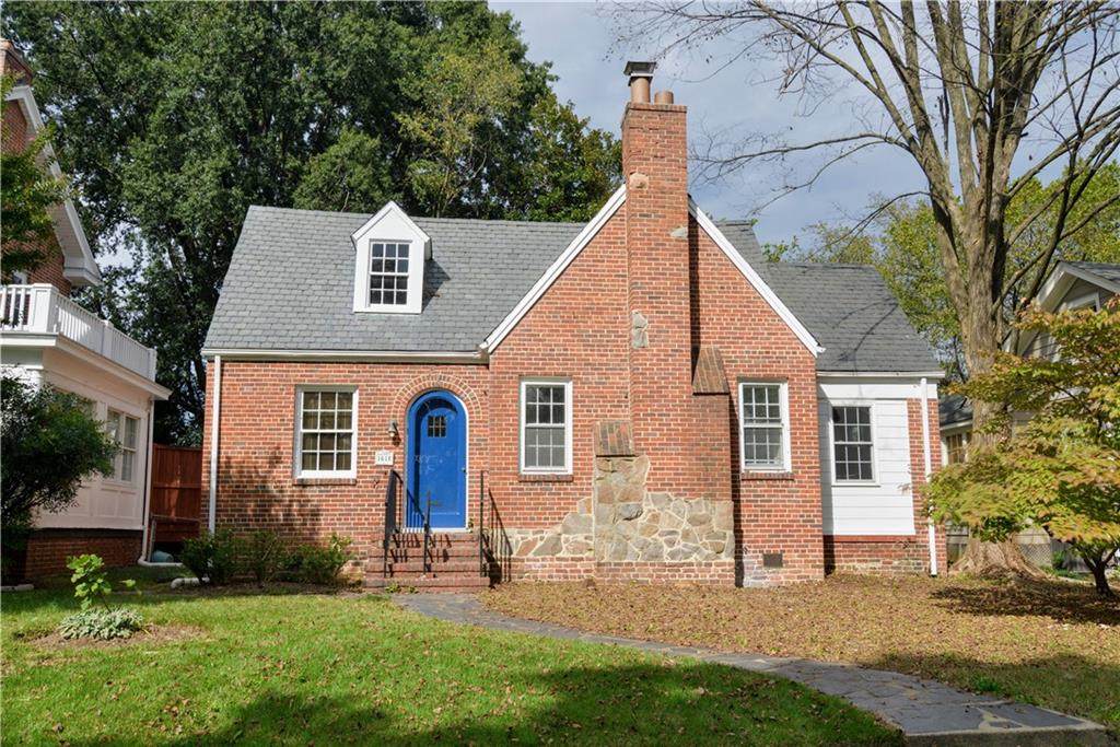 1618 Claremont Avenue - Photo 1