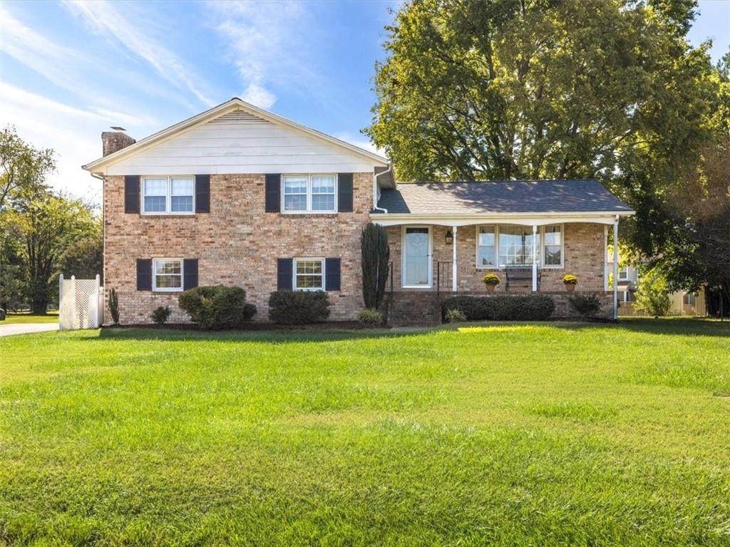 4505 Nambe Circle - Photo 1