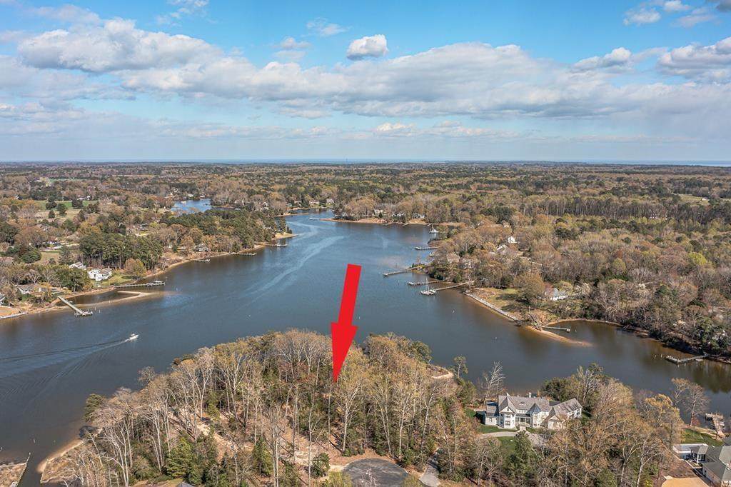 8-9 Oyster Point - Photo 1