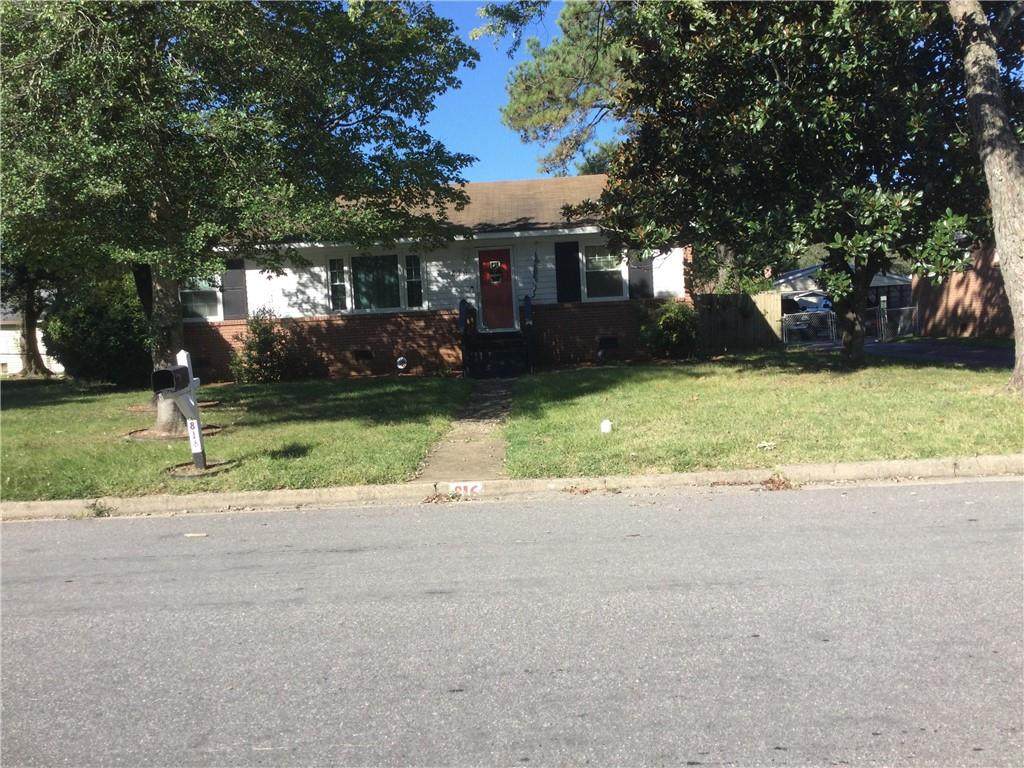 816 Faye Street - Photo 1