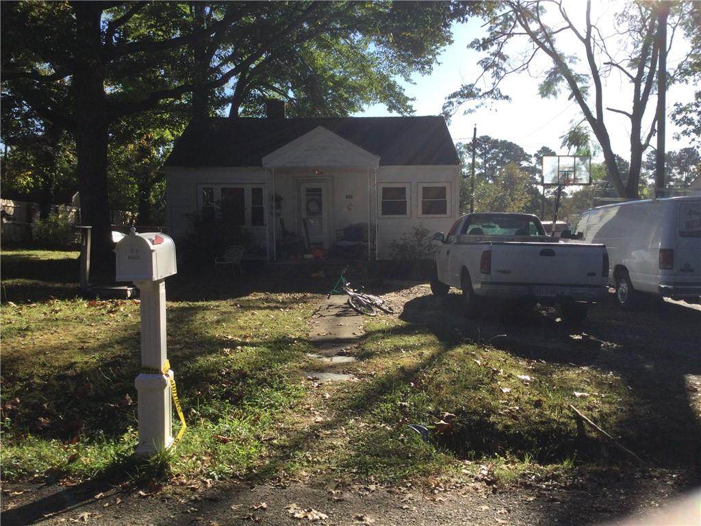 907 Bradley Lane - Photo 1
