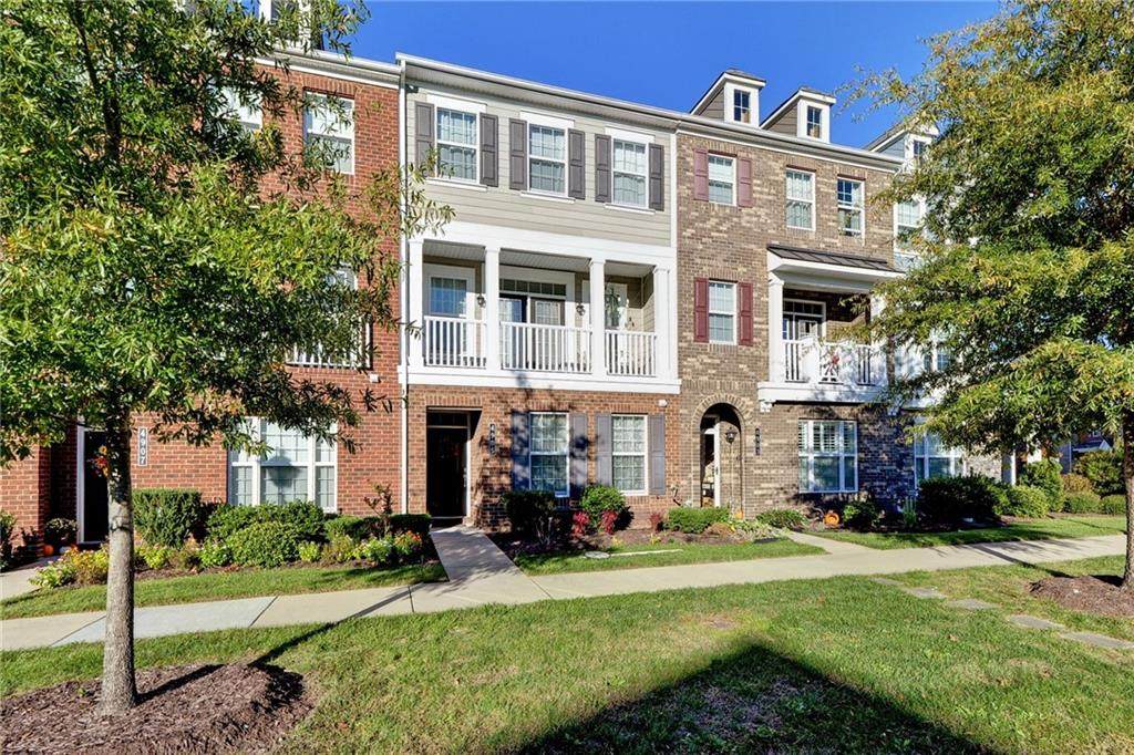 4905 Settlers Market Boulevard - Photo 1