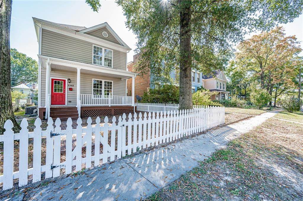 2207 3rd Avenue - Photo 1