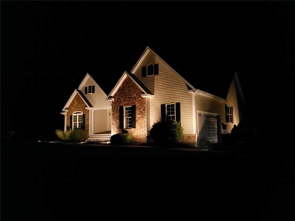 105 Stockton Drive - Photo 1