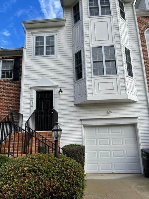 6916 Stratford Townes Place - Photo 1