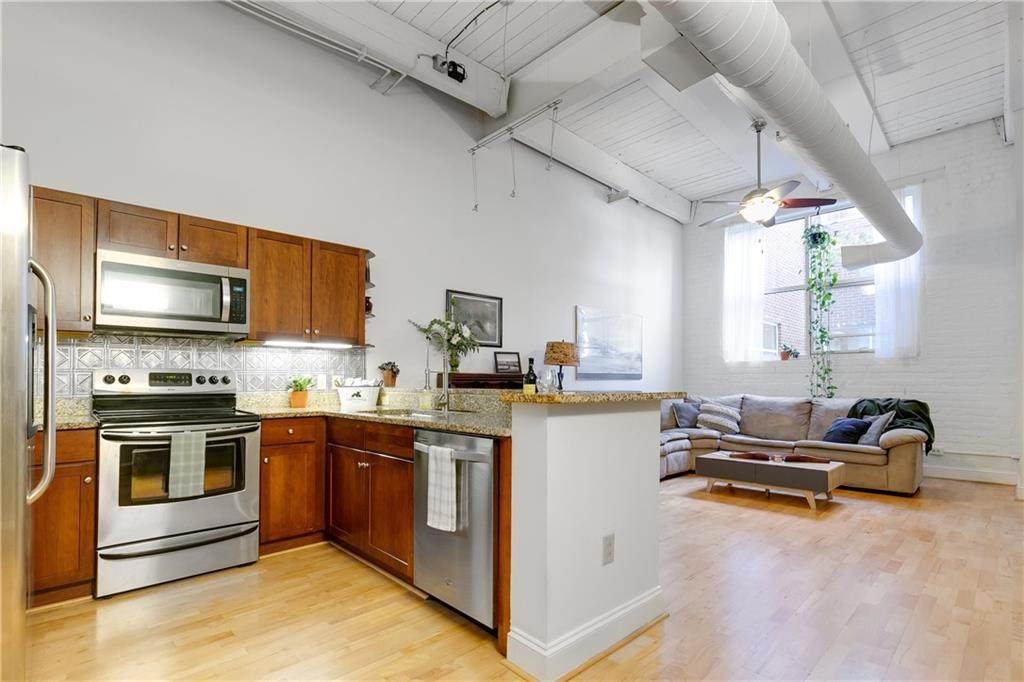 306 26th Street - Photo 1