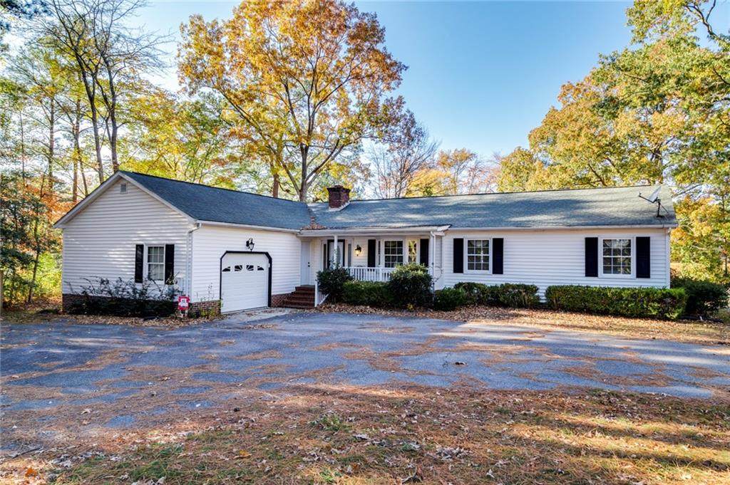 83 Pinetta Drive - Photo 1