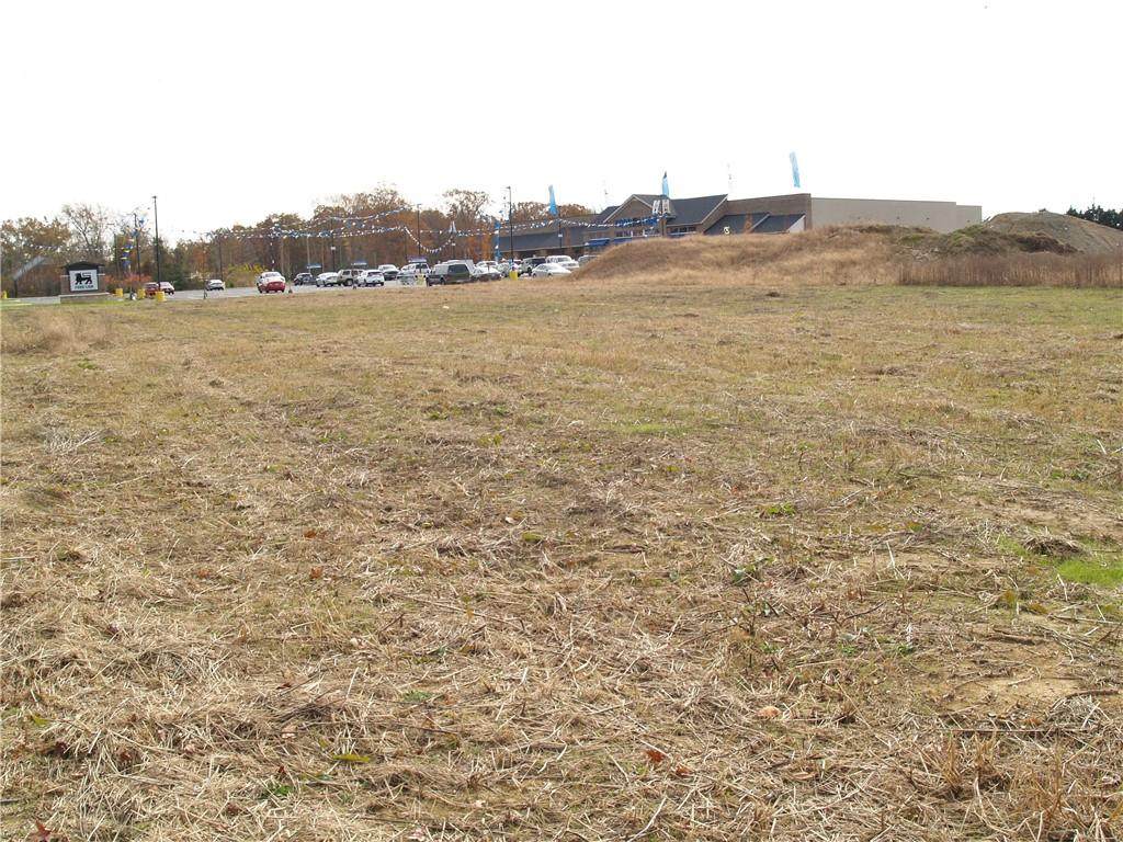 adj. 5561 New Kent Highway - Photo 1