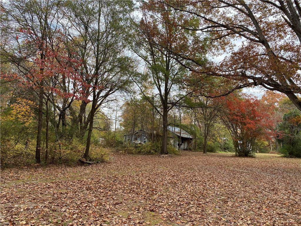 9035 Chester Road - Photo 1
