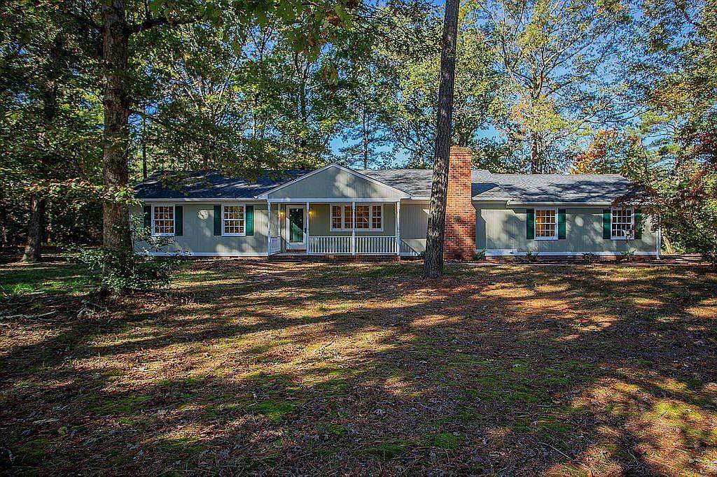 466 Young Drive - Photo 1
