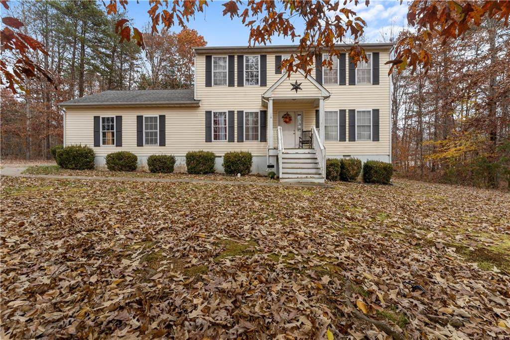 218 Pinehurst Drive - Photo 1