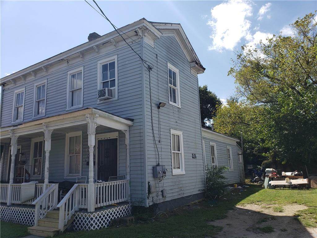 1206 1208 Melville Street - Photo 1