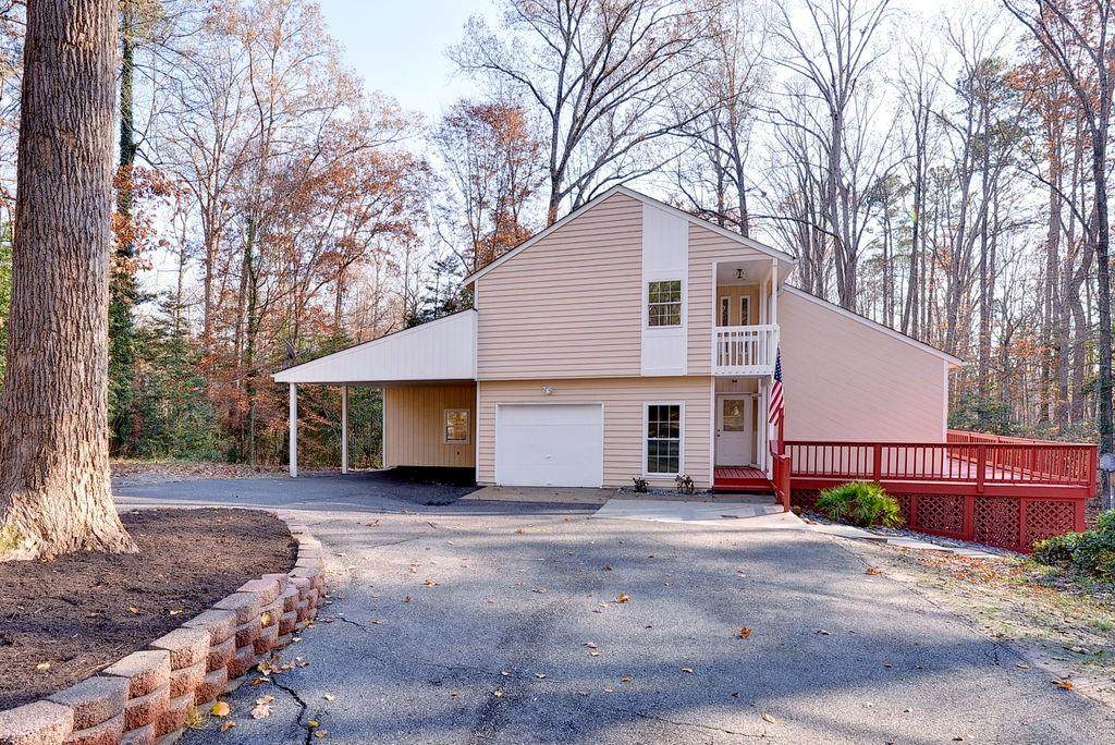 121 Wilderness Lane - Photo 1