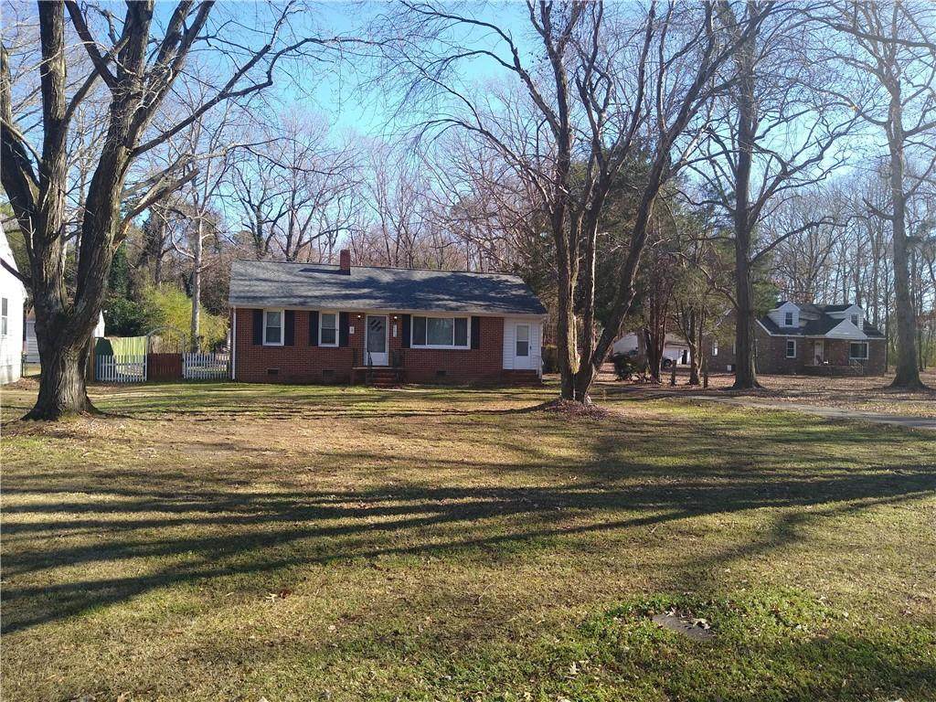 21613 Beverley Street - Photo 1