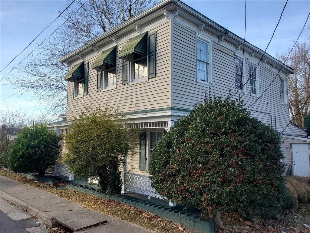 205 Shore Street - Photo 1