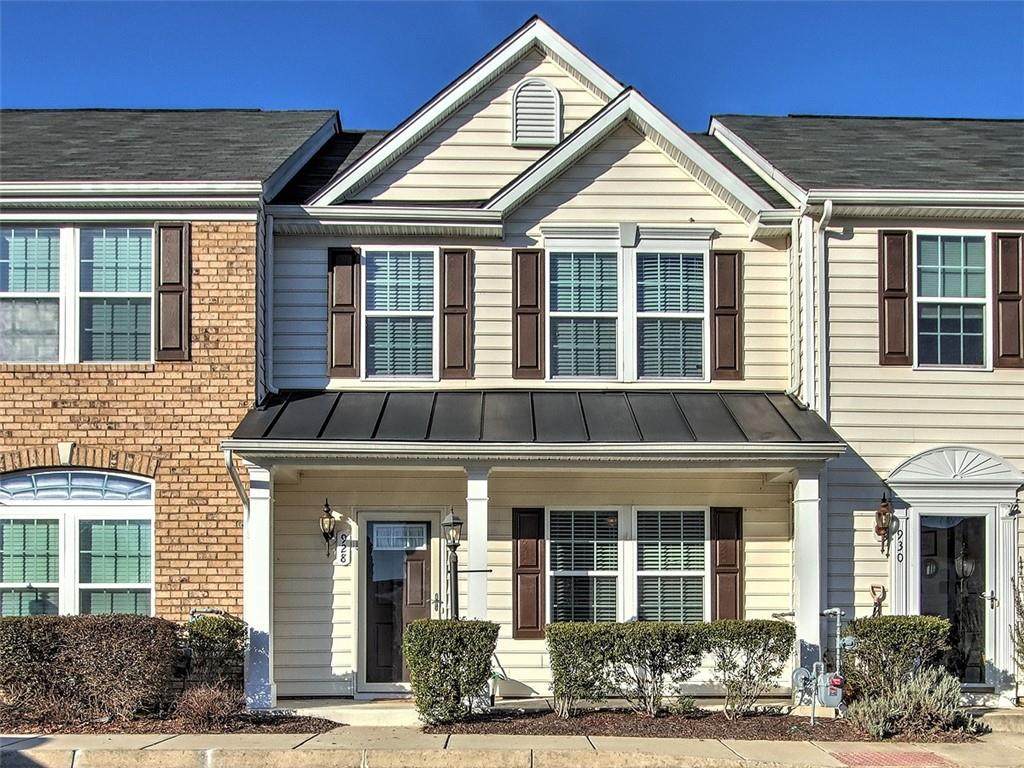928 Kitty Hamilton Circle - Photo 1