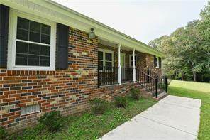 3050 Rosemount Road - Photo 1