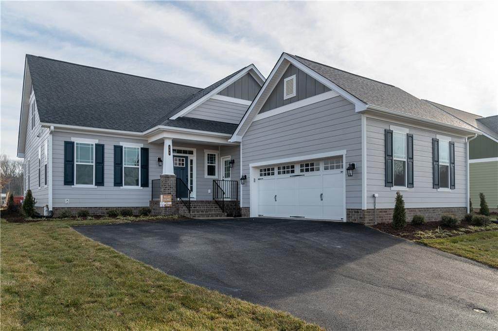 109 Evington Lane - Photo 1