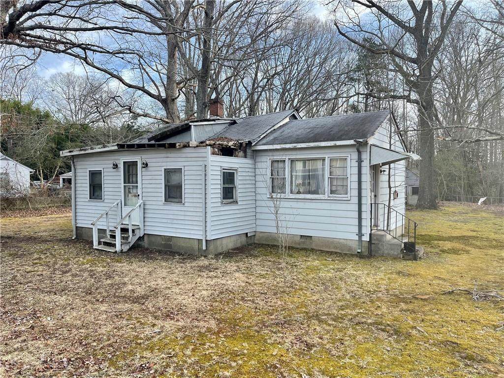 5882 Centerville Road - Photo 1
