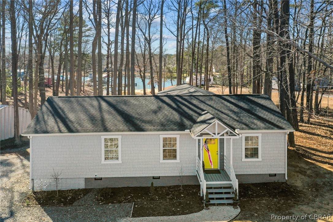 404 Buzzards Point Road - Photo 1