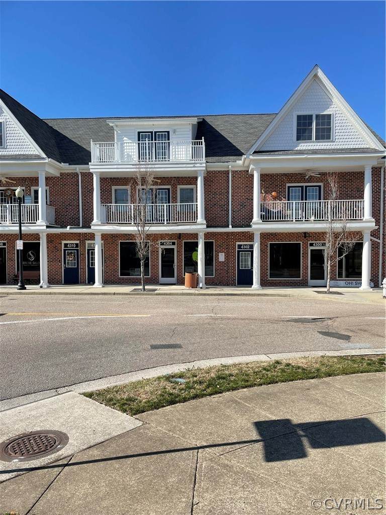 4304 Chester Village Lane - Photo 1