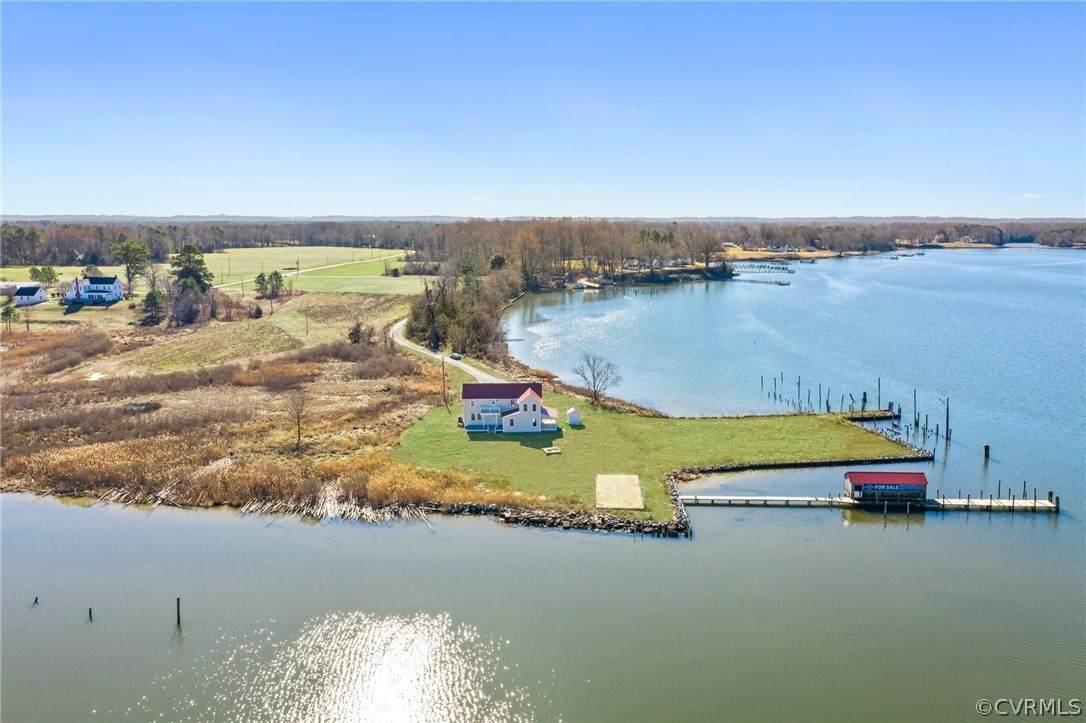 880 Beales Wharf Road - Photo 1