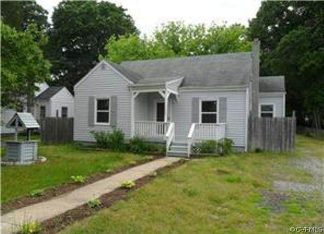 5008 Vayo Avenue - Photo 1