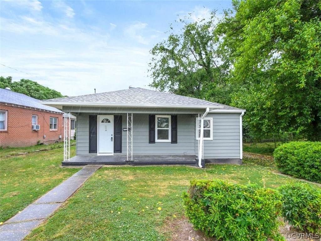 616 Carolina Avenue - Photo 1