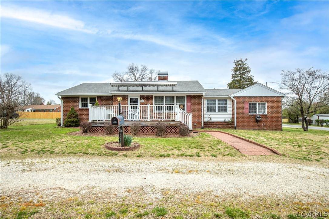5019 Sterling Road - Photo 1