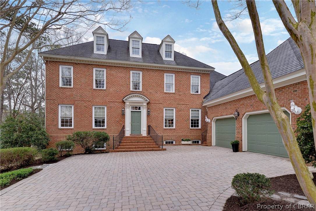 147 Turnberry - Photo 1