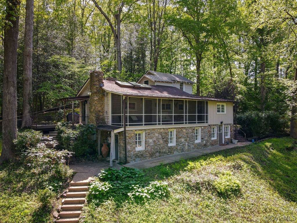 9501 Cherokee Road - Photo 1