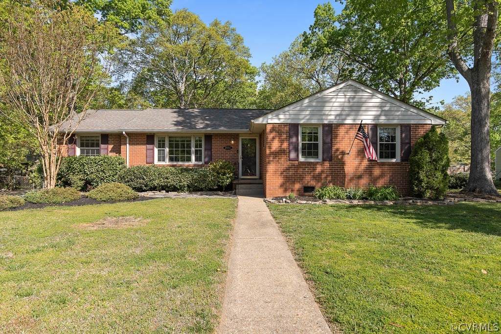 2084 Woodmont Drive - Photo 1
