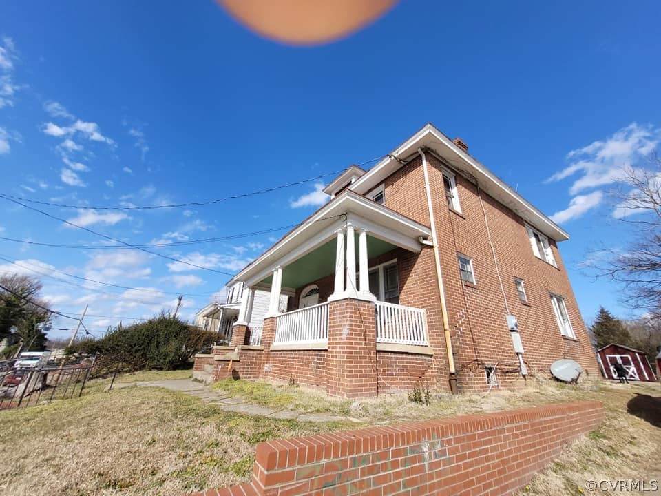 211 West Street - Photo 1