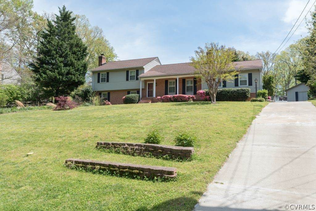 2517 Devenwood Road - Photo 1