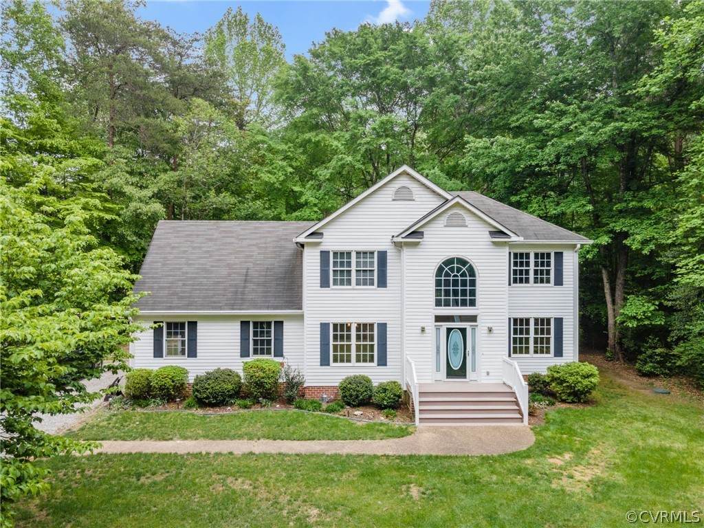 3220 Sherwood Bluff Circle - Photo 1