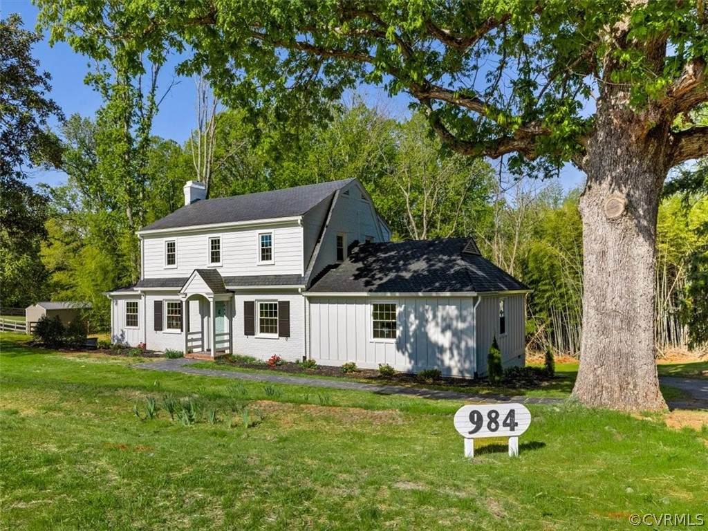 984 Lee Road - Photo 1