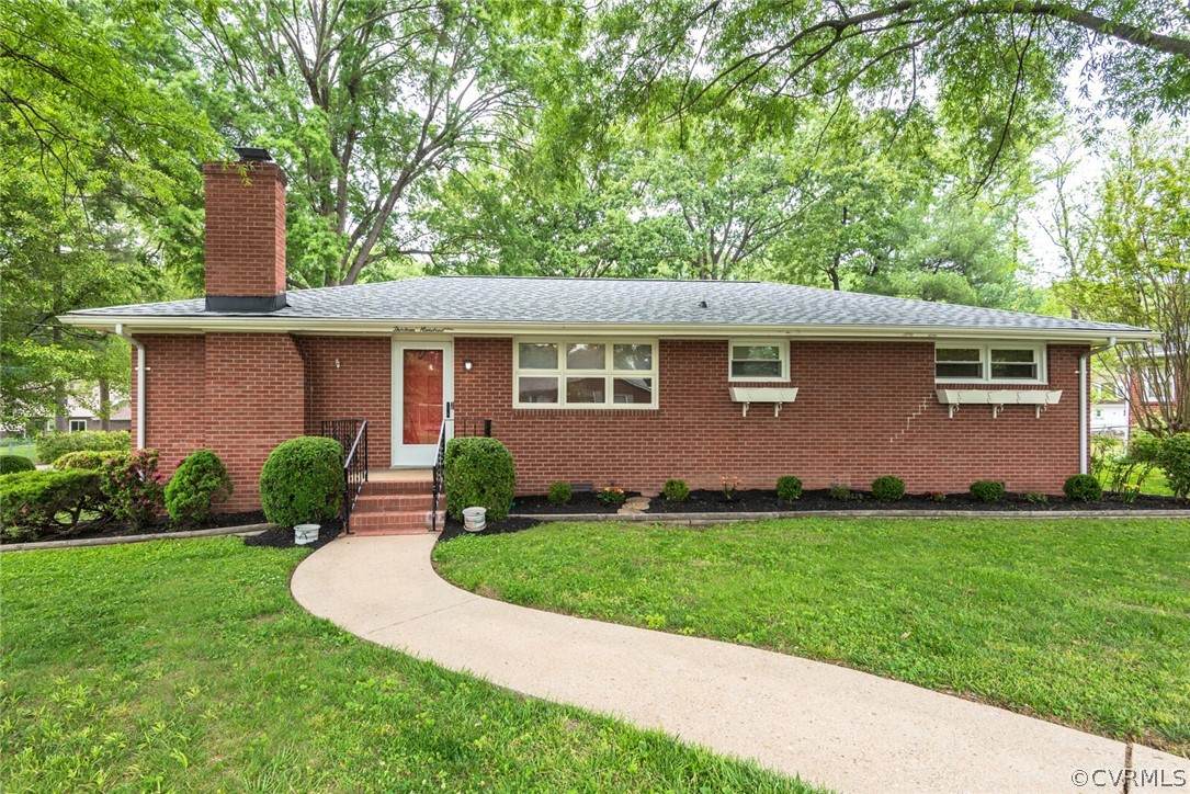 1300 Oakwood Drive - Photo 1